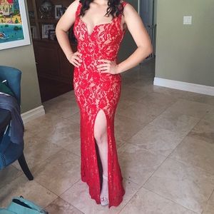 long red prom dress!!